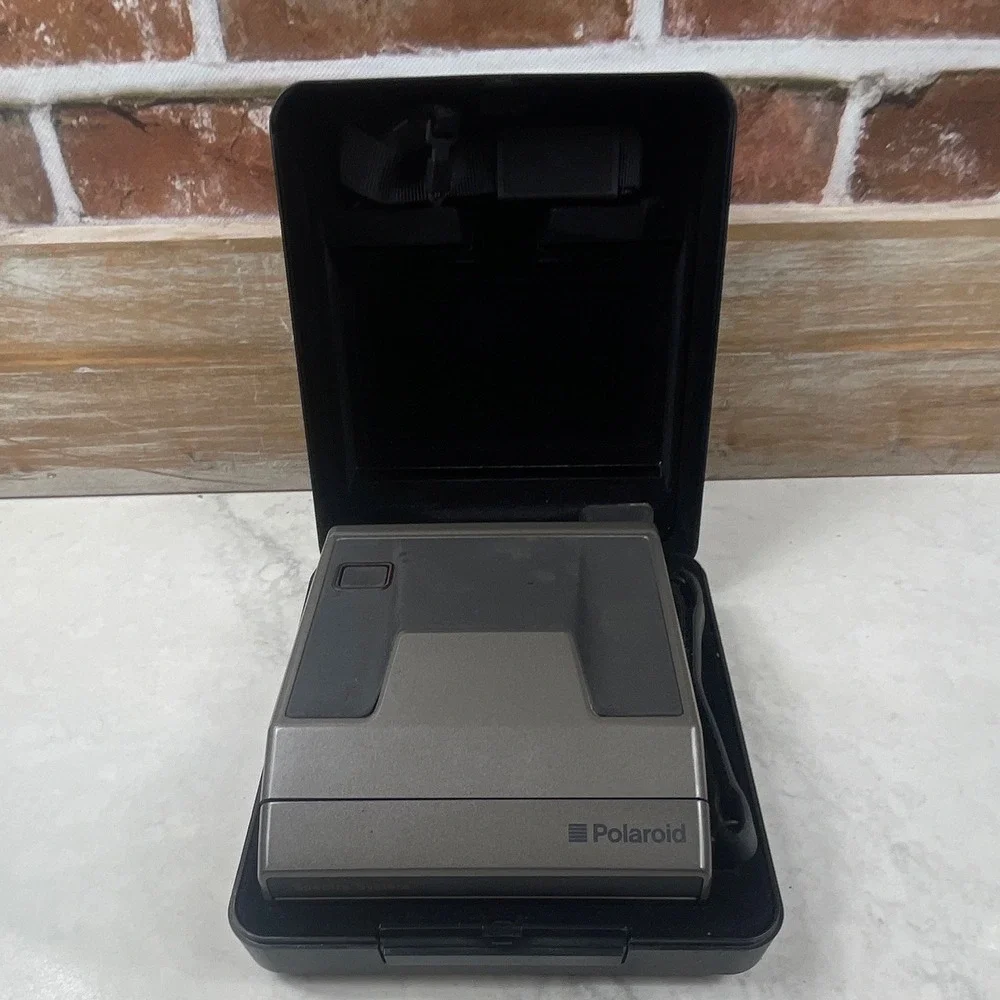Polaroid Spectra System Instant Film Camera Gray w/ Hard Carry Case